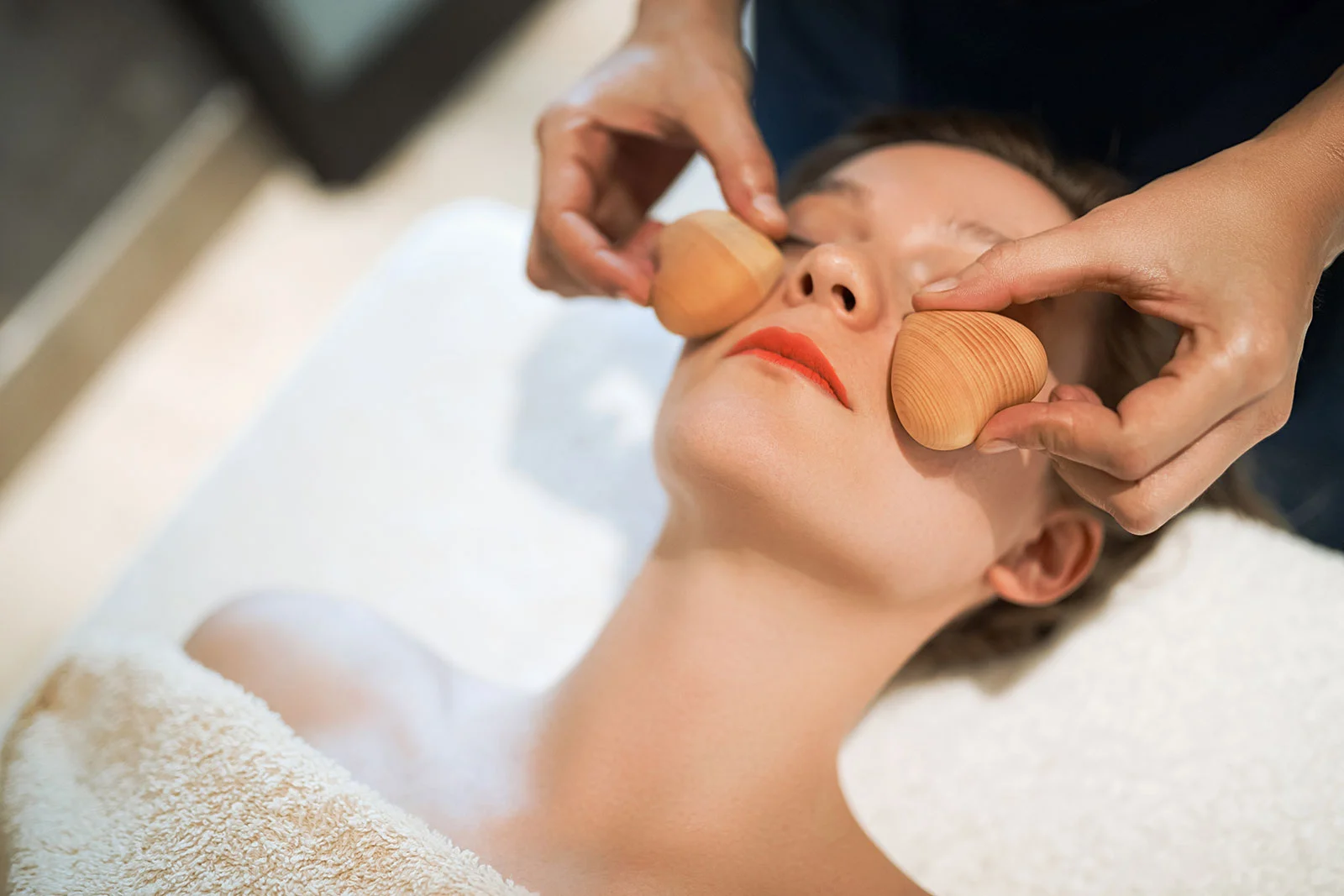 tratamiento-facial-maderoterapia-gijon-marinastur